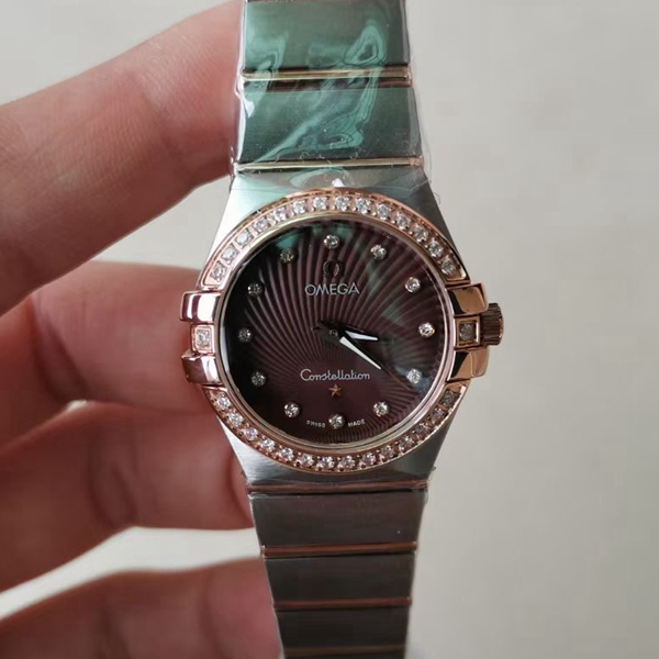 オメガ時計正面デザイン